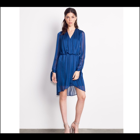 Ali & Jay Devil in a Blue Dress - Picture 2 of 2